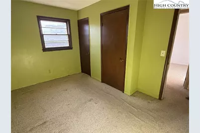 288 Sussex Road, Grassy Creek, NC 28631 - Photo 15