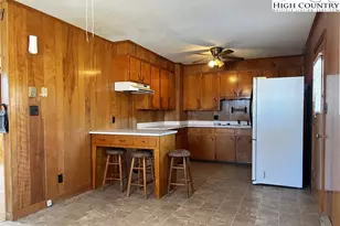 610 Collins Rd, Sparta, NC 28675 - Photo 15