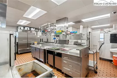 6692 Valwood Road, Conover, NC 28613 - Photo 19