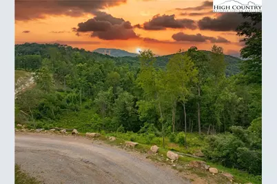 Wr1 Sierra Trail, Elk Park, NC 28622 - Photo 3