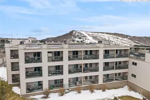 301 Pinnacle Inn Rd, Beech Mountain, NC 28604 - Photo 23