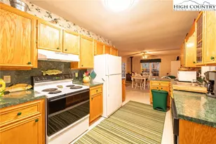 1581 River Front Dr, Jefferson, NC 28640 - Photo 9