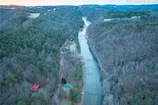 1581 River Front Dr, Jefferson, NC 28640 - Photo 3