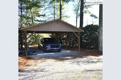 36 Rhododendron Loop, Newland, NC 28657 - Photo 5