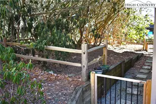 36 Rhododendron Loop, Newland, NC 28657 - Photo 11