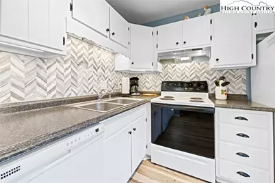 1491 Sugar Mountain Drive #44, Sugar Mountain, NC 28604 - Photo 11