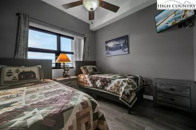 303 Sugar Top Drive #2008, Sugar Mountain, NC 28604 - Photo 11