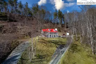 283 Deer Ridge Rd, Crumpler, NC 28617 - Photo 7