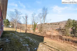 210 Gentry St, Jefferson, NC 28640 - Photo 35