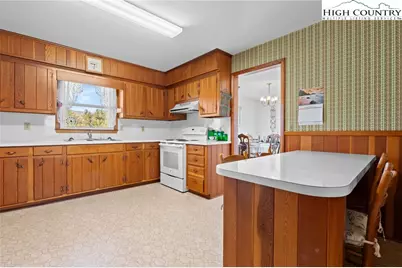 210 Gentry Street, Jefferson, NC 28640 - Photo 17