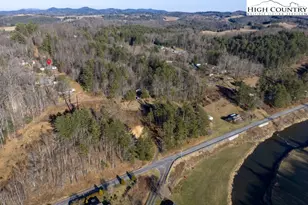 425 Jefferson Dr, West Jefferson, NC 28694 - Photo 3