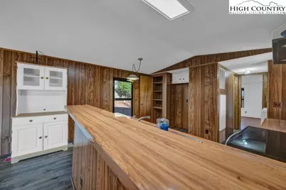 425 Jefferson Drive, West Jefferson, NC 28694 - Photo 19