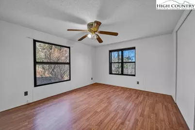 425 Jefferson Drive, West Jefferson, NC 28694 - Photo 23