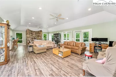 931,935 Don Bare Road, Jefferson, NC 28640 - Photo 5