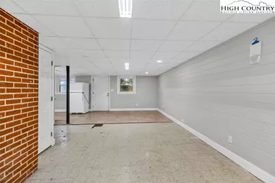 316 W Main Street, Jefferson, NC 28640 - Photo 33