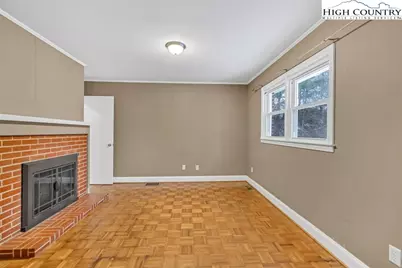 316 W Main Street, Jefferson, NC 28640 - Photo 19