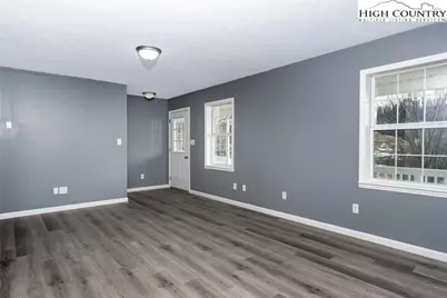 7215 Hwy 421 N, Vilas, NC 28692 - Photo 15