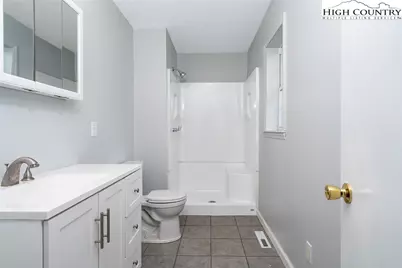 7215 Hwy 421 N, Vilas, NC 28692 - Photo 25