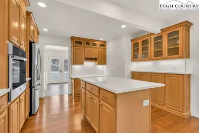 711 Possum Hollow, Blowing Rock, NC 28605 - Photo 9