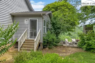 12443 Old Hwy 16, Grassy Creek, NC 28631 - Photo 23