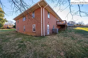 620 Diamondhead Dr, Lenoir, NC 28645 - Photo 11