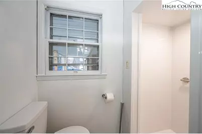 620 Diamondhead Drive, Lenoir, NC 28645 - Photo 43