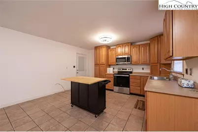 620 Diamondhead Drive, Lenoir, NC 28645 - Photo 15