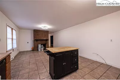 620 Diamondhead Drive, Lenoir, NC 28645 - Photo 25