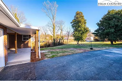 620 Diamondhead Drive, Lenoir, NC 28645 - Photo 7