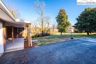 620 Diamondhead Dr, Lenoir, NC 28645 - Photo 7