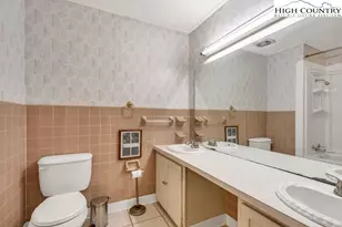 315 E Ridge, Boone, NC 28607 - Photo 15