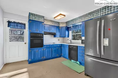 315 E Ridge, Boone, NC 28607 - Photo 7