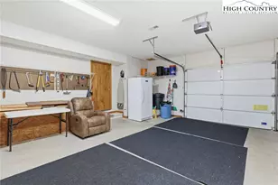 112 N Pinnacle Ridge Rd, Beech Mountain, NC 28604 - Photo 25