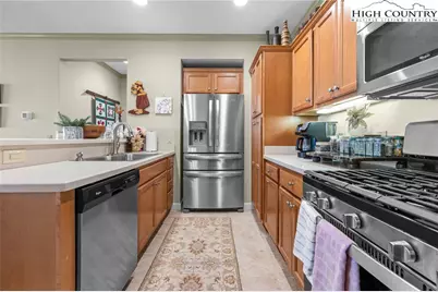 575 Craggy Pointe #13D, Sugar Mountain, NC 28604 - Photo 13