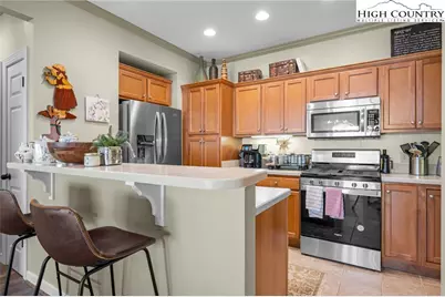 575 Craggy Pointe #13D, Sugar Mountain, NC 28604 - Photo 11