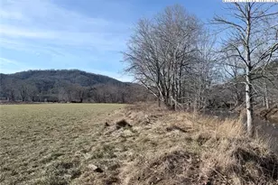 2752 Broadstone Rd, Banner Elk, NC 28604 - Photo 11