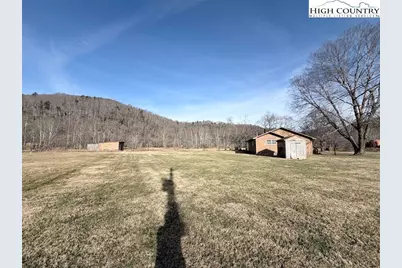 2752 Broadstone Road, Banner Elk, NC 28604 - Photo 13