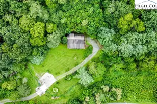 4271 Old Field Creek Rd, Grassy Creek, NC 28631 - Photo 27