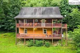 4271 Old Field Creek Rd, Grassy Creek, NC 28631 - Photo 3