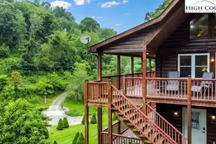 4271 Old Field Creek Rd, Grassy Creek, NC 28631 - Photo 5