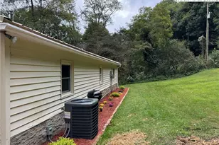 321 Skin Camp Creek Rd, Todd, NC 28684 - Photo 19