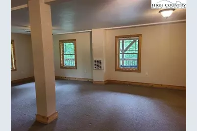 2780 Tynecastle Highway, Banner Elk, NC 28604 - Photo 9