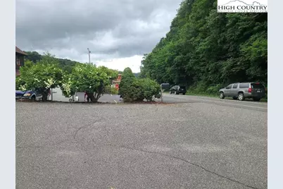 2780 Tynecastle Highway, Banner Elk, NC 28604 - Photo 11