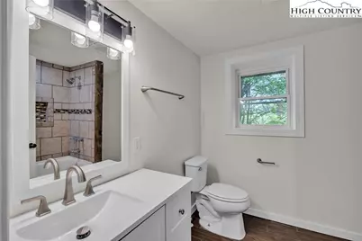 510 Ford Street, West Jefferson, NC 28694 - Photo 17