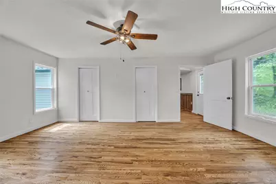 510 Ford Street, West Jefferson, NC 28694 - Photo 9