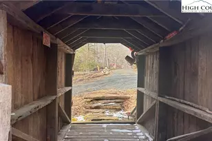 1694 Humpback Mountain Rd, Spruce Pine, NC 28777 - Photo 9