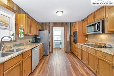 91 Red Oak, Newland, NC 28657 - Photo 23