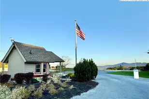 301 Pinnacle Inn Rd, Beech Mountain, NC 28604 - Photo 35