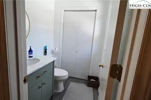 125 Benfield Dr, Jefferson, NC 28640 - Photo 15