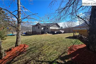 125 Benfield Dr, Jefferson, NC 28640 - Photo 29